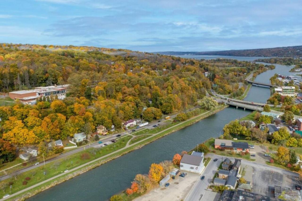 River Front Home In The Heart Of Ithaca Buitenkant foto